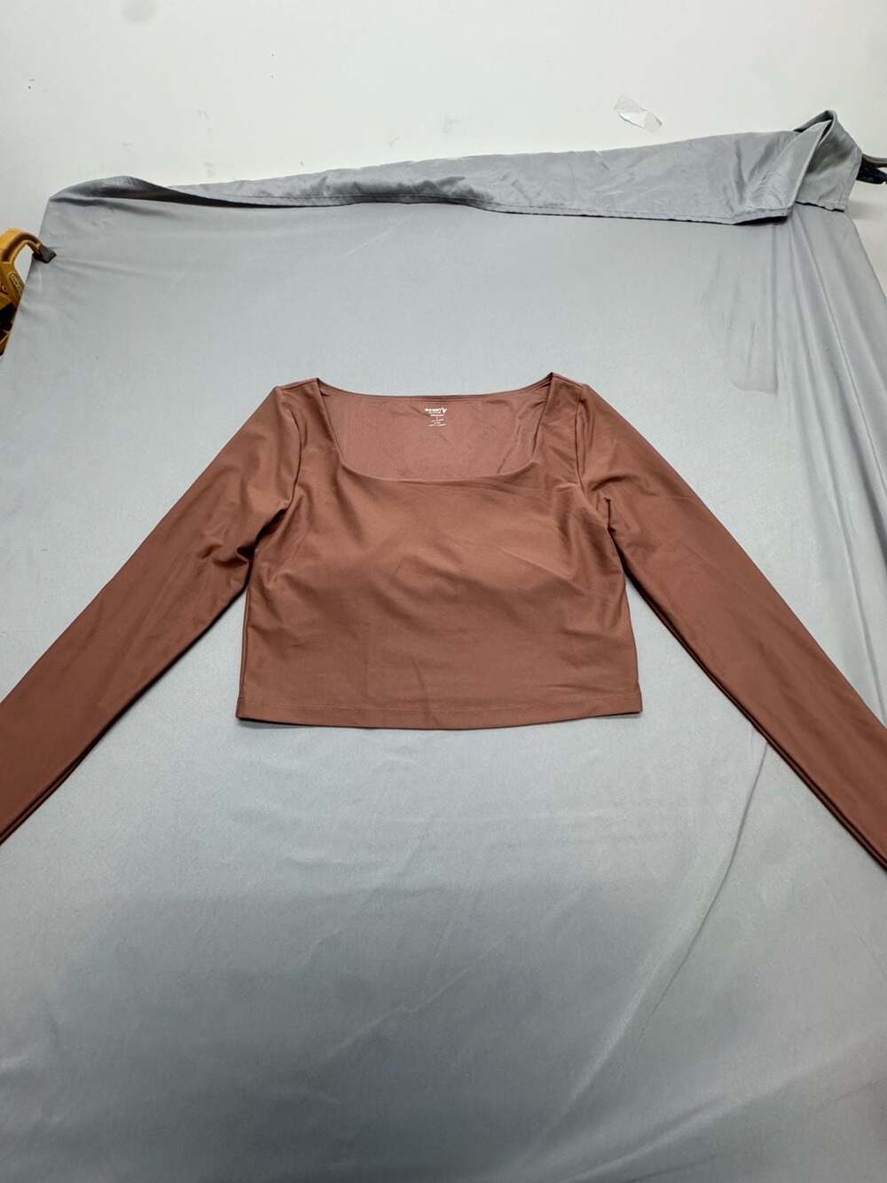 Old Navy Powersoft Long-Sleeve Crop Top Size L Brown Square Neck